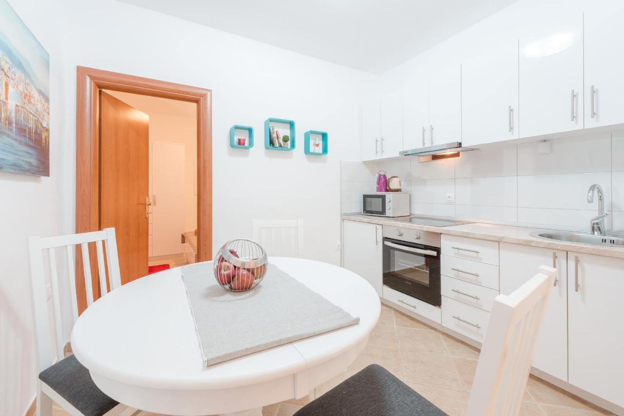 Ivy'S Cozy Corner Apartment Dubrovnik Luaran gambar