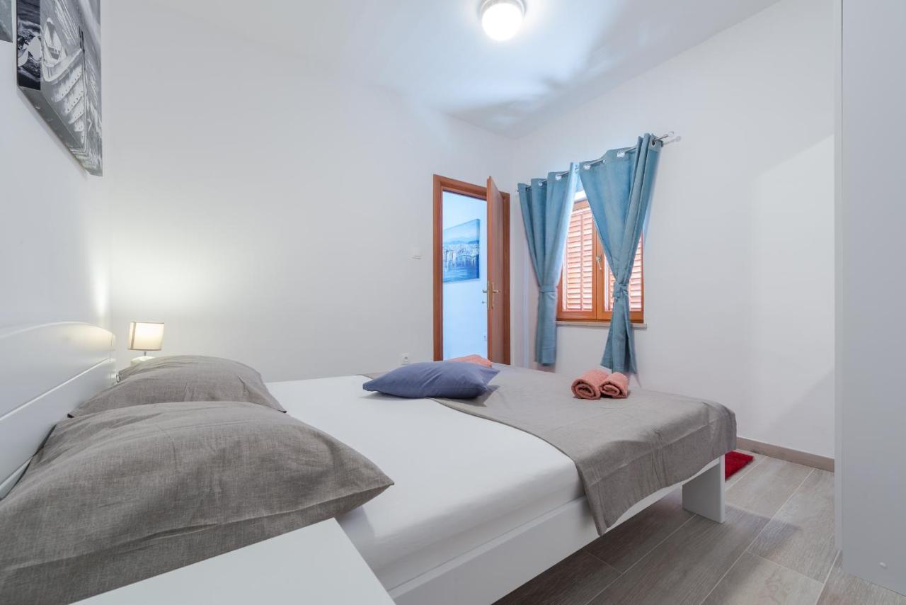 Ivy'S Cozy Corner Apartment Dubrovnik Luaran gambar