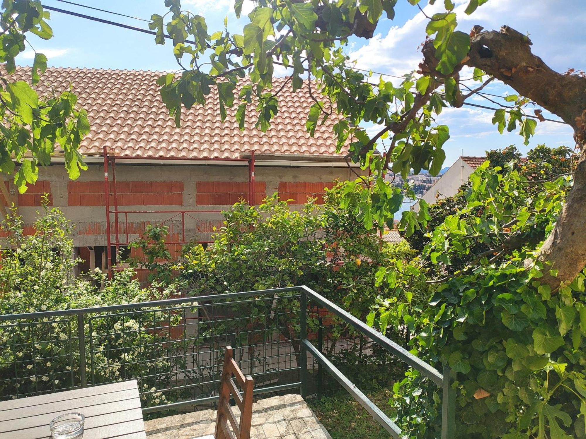Ivy'S Cozy Corner Apartment Dubrovnik Luaran gambar